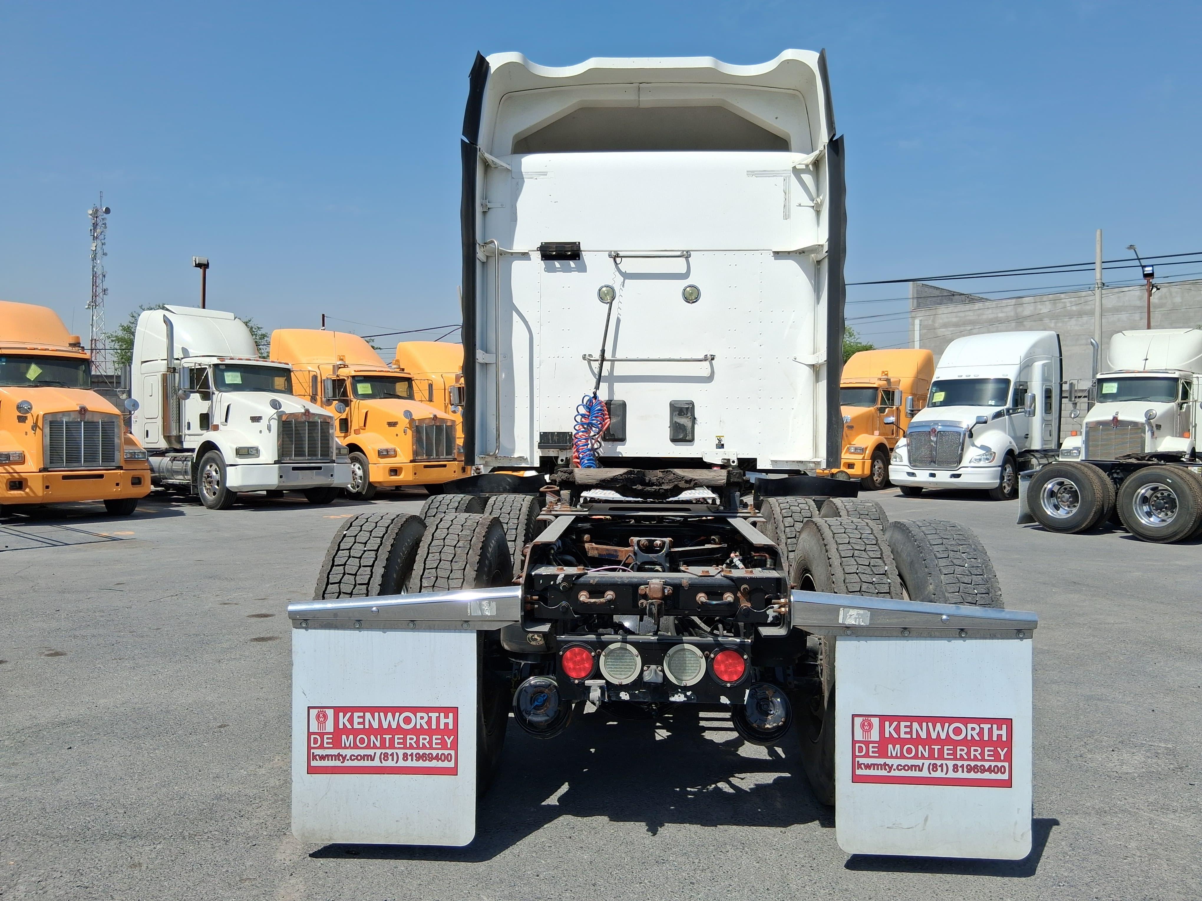 Kenworth T680 ISX